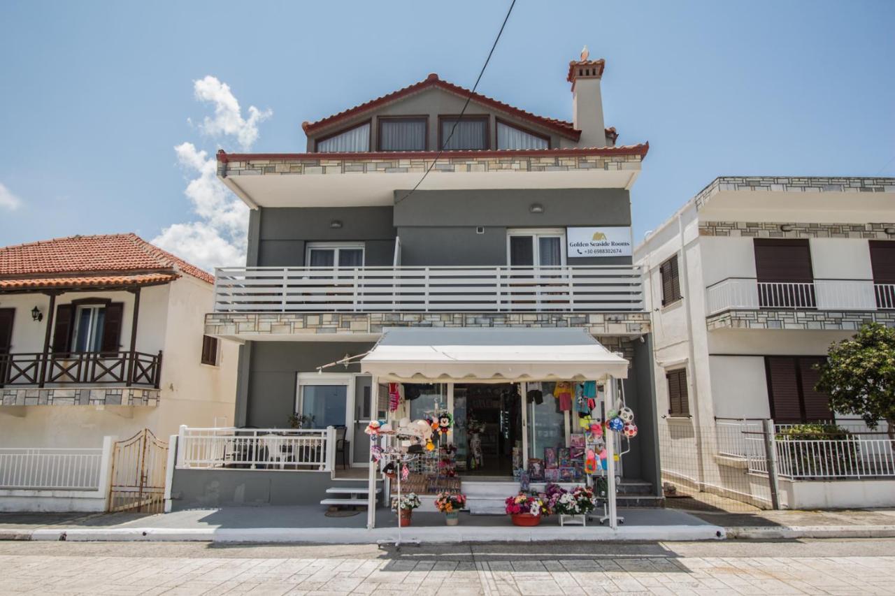 Golden Seaside 1 Apartment Nea Roda Bagian luar foto
